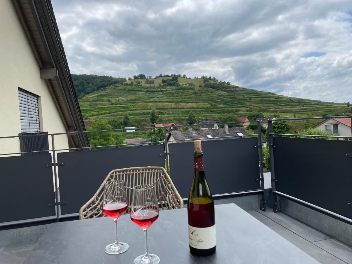 Weingut & Strausswirtschaft Vogel Apartment Vogtsburg Bagian luar foto